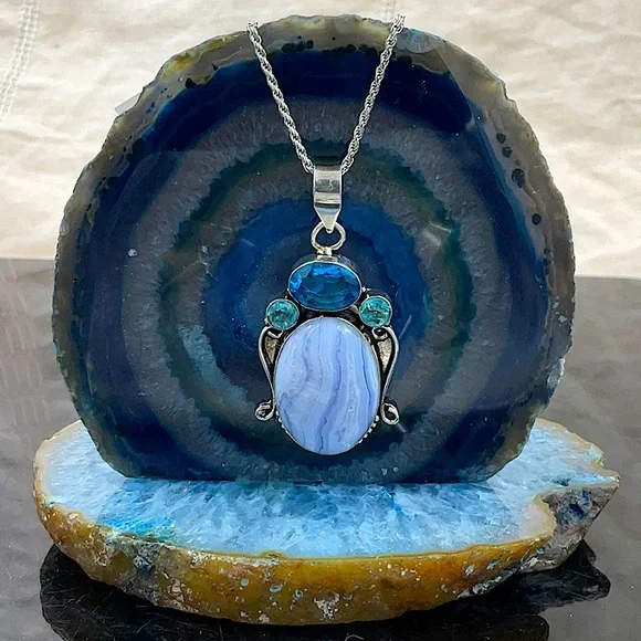 Vtg.18”Sterling Silver Necklace With Sterling Silver Pendant - Picture 2 of 8